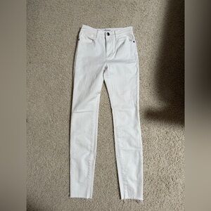 Frame Denim White Skinny Jeans Sleek Modern Fit